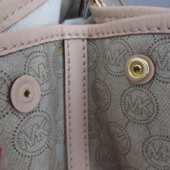 Michael Kors Jet Set PVC Signature Belted Tote - Picture 8 of 12